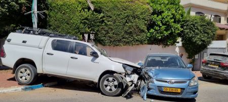 مطاردة للشرطة تنتهي بحادث طرق في الطيرة واصابت قرب الفيه منشيه